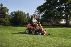 Husqvarna R 214TC